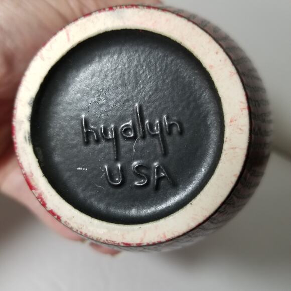 Hyalyn USA red ceramic vase (1.1162) - Picture 12 of 15